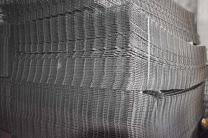 鍍鋅軋花編織網